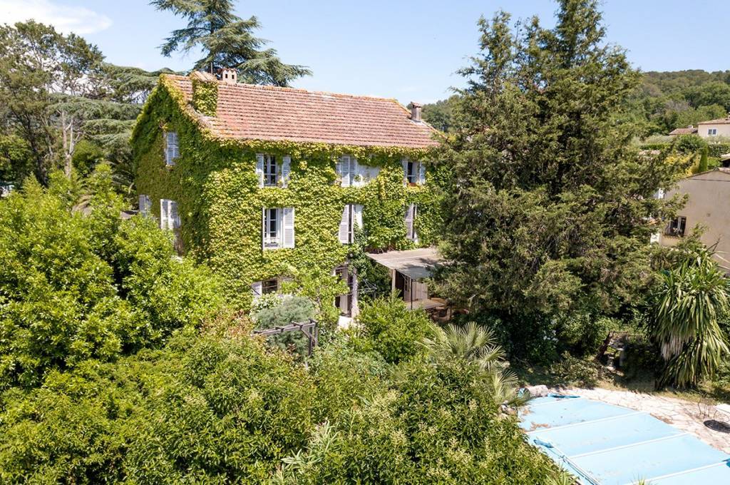 For sale Mougins - 19th Century Bastide to renovate
